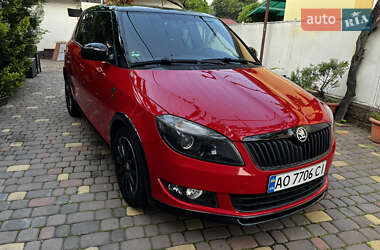 Хэтчбек Skoda Fabia 2011 в 