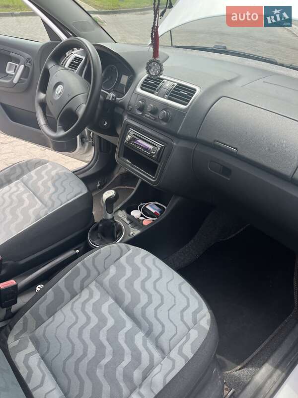 Универсал Skoda Fabia 2008 в Луцке