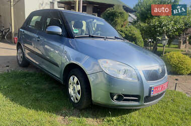 Хэтчбек Skoda Fabia 2008 в Ахтырке