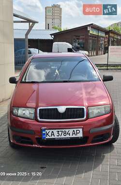 Хэтчбек Skoda Fabia 2006 в 