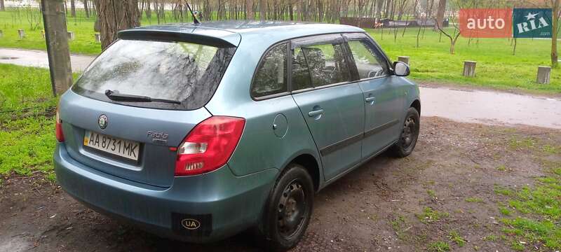Універсал Skoda Fabia 2009 в Києві
