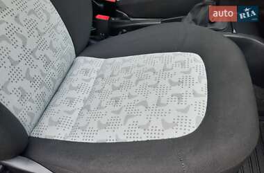 Универсал Skoda Fabia 2003 в 