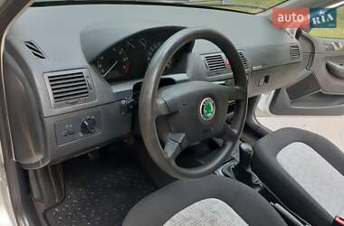 Универсал Skoda Fabia 2003 в 