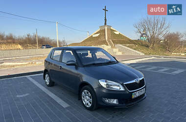 Хэтчбек Skoda Fabia 2011 в 
