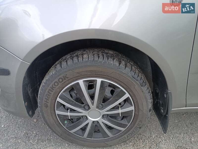Хэтчбек Skoda Fabia 2012 в Белой Церкви