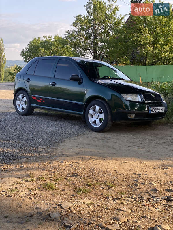 Хэтчбек Skoda Fabia 2002 в Приборжавском