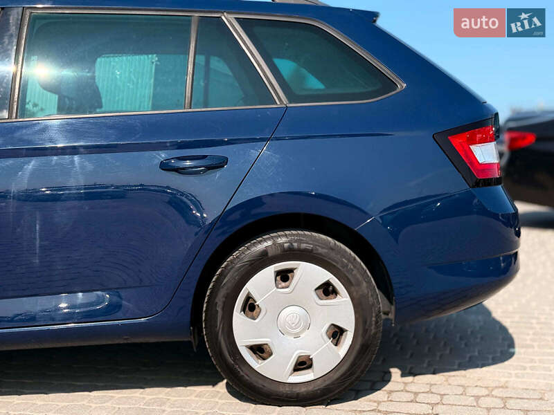 Універсал Skoda Fabia 2015 в Львові