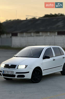 Хэтчбек Skoda Fabia 2006 в Волочиске