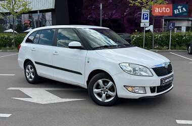 Универсал Skoda Fabia 2012 в Киеве