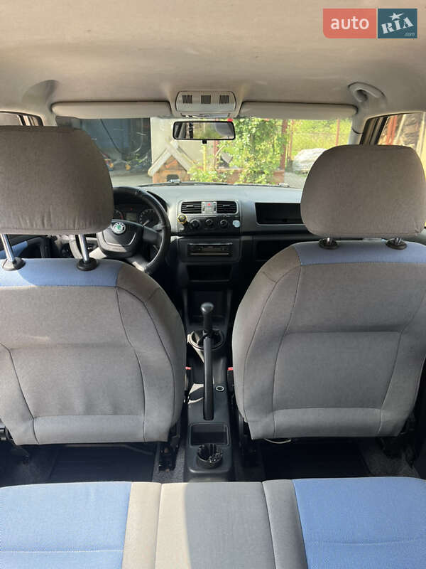 Хетчбек Skoda Fabia 2009 в Хусті