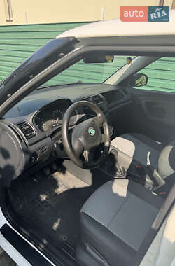 Хэтчбек Skoda Fabia 2010 в 