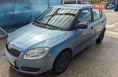 Хэтчбек Skoda Fabia 2009 в Львове