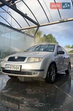 Седан Skoda Fabia 2003 в Житомире