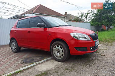 Хетчбек Skoda Fabia 2010 в Києві