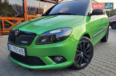 Хэтчбек Skoda Fabia 2011 в Луцке