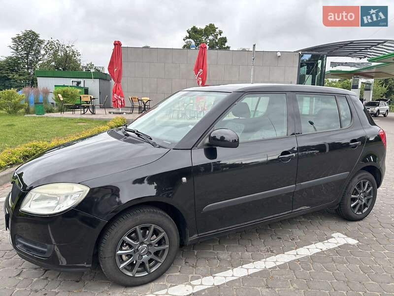 Хэтчбек Skoda Fabia 2007 в Чернигове