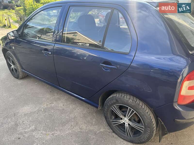 Хетчбек Skoda Fabia 2006 в Золочеві