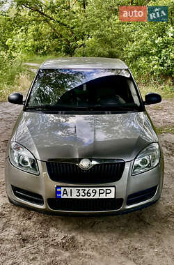 Хэтчбек Skoda Fabia 2007 в Днепре