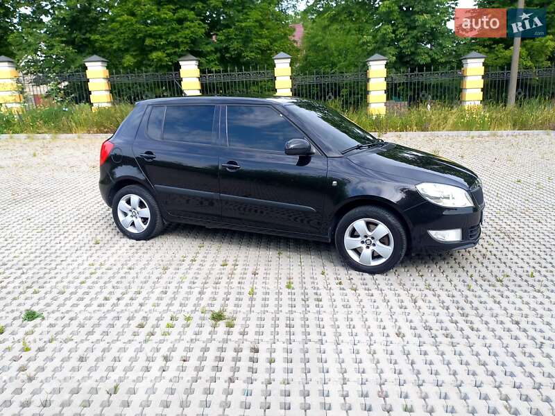 Хэтчбек Skoda Fabia 2011 в Киеве фото 15 Хэтчбек Skoda Fabia 2011 в Киеве