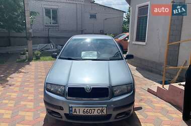 Хэтчбек Skoda Fabia 2005 в Мироновке