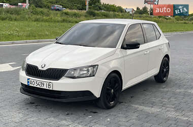 Хэтчбек Skoda Fabia 2016 в Львове