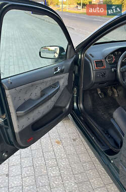 Хэтчбек Skoda Fabia 2003 в 