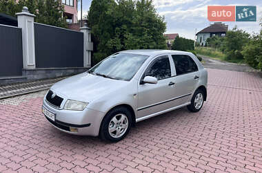 Хетчбек Skoda Fabia 2001 в Чернівцях