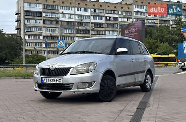 Універсал Skoda Fabia 2010 в Києві