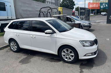 Універсал Skoda Fabia 2015 в Львові