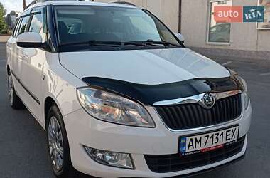 Універсал Skoda Fabia 2010 в Житомирі