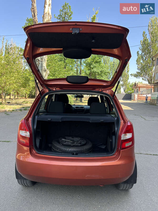 Хэтчбек Skoda Fabia 2008 в Николаеве