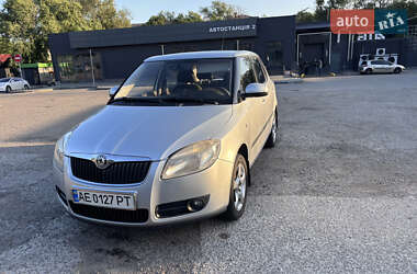 Хэтчбек Skoda Fabia 2008 в Запорожье
