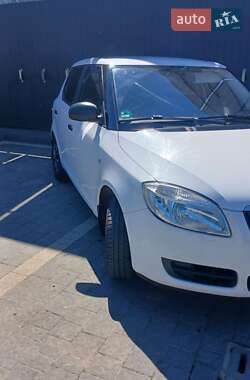 Хэтчбек Skoda Fabia 2009 в Самборе