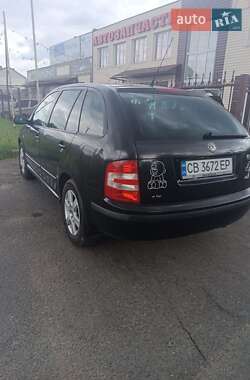 Универсал Skoda Fabia 2005 в Чернигове
