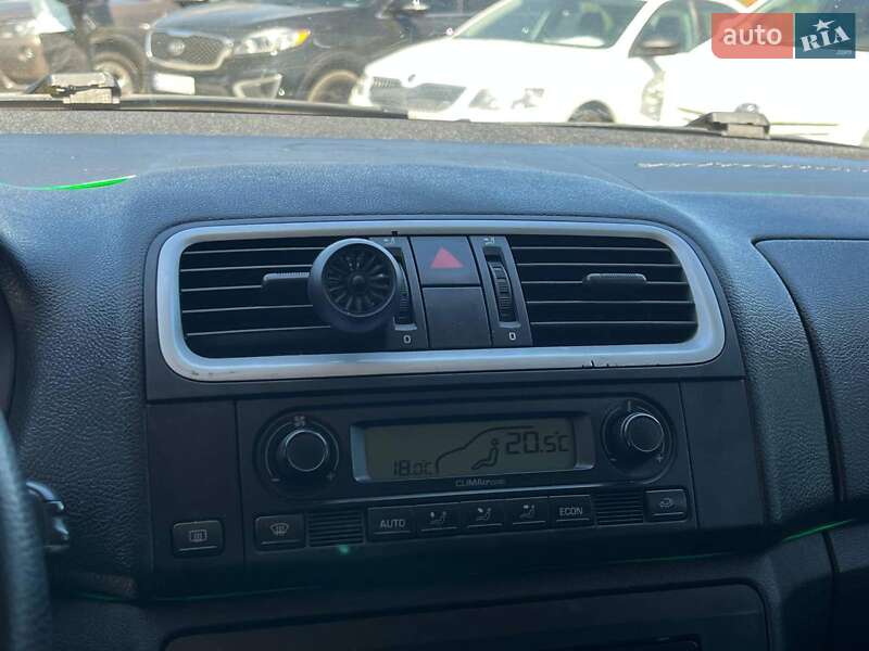 Універсал Skoda Fabia 2008 в Львові