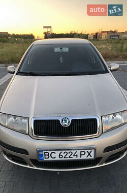 Седан Skoda Fabia 2005 в Львове