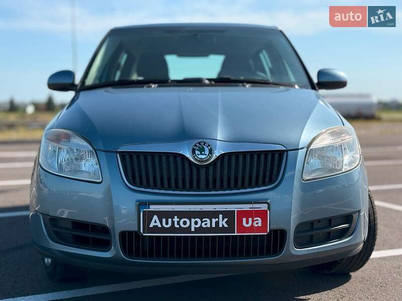 Хэтчбек Skoda Fabia 2008 в Львове