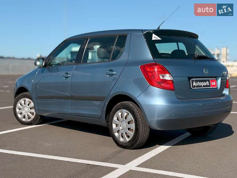 Хэтчбек Skoda Fabia 2008 в Львове