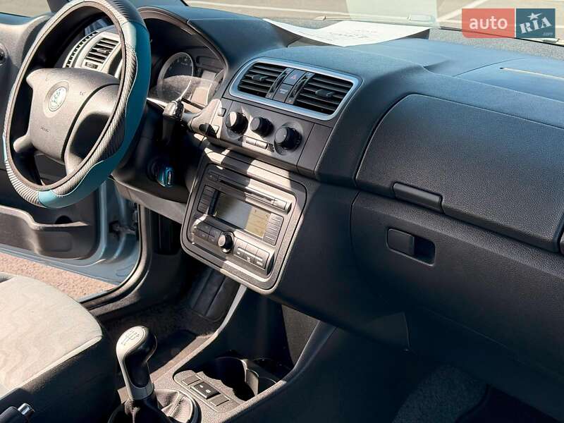 Хэтчбек Skoda Fabia 2008 в Львове
