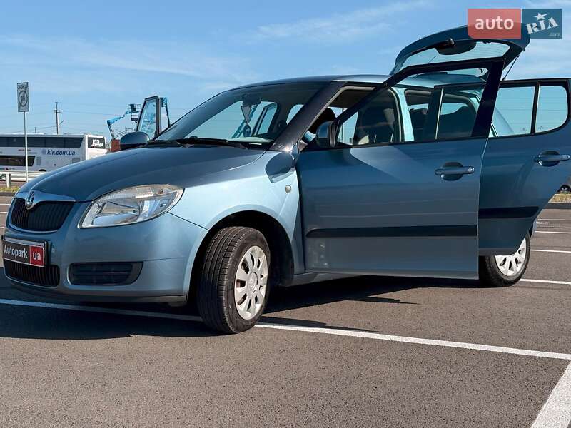 Хэтчбек Skoda Fabia 2008 в Львове