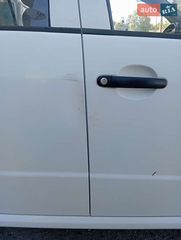 Хетчбек Skoda Fabia 2006 в Піщанці