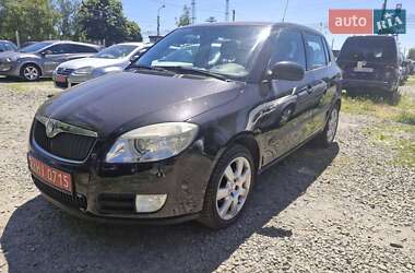 Хэтчбек Skoda Fabia 2008 в 