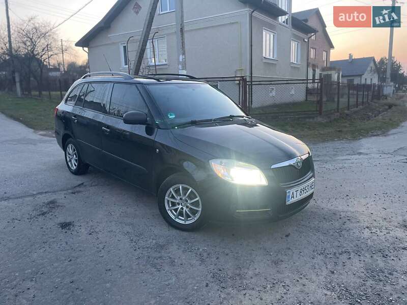 Универсал Skoda Fabia 2009 в Калуше