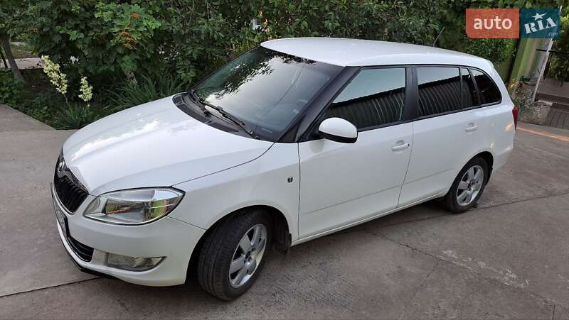 Универсал Skoda Fabia 2013 в Каменец-Подольском