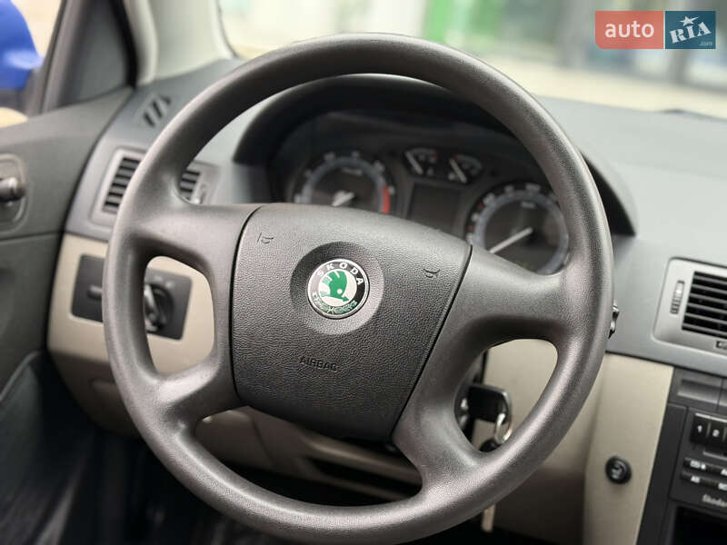 Хэтчбек Skoda Fabia 2005 в Староконстантинове