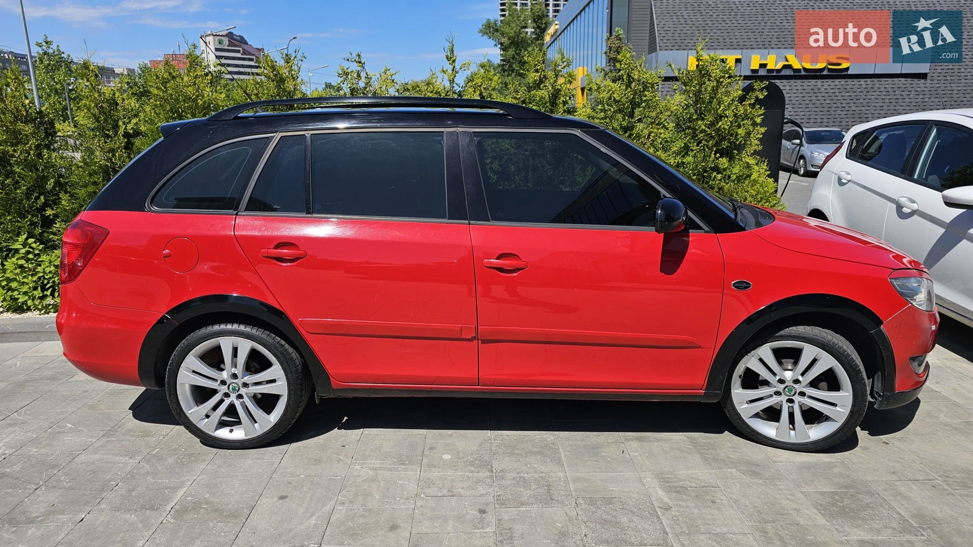 2012 Skoda Fabia - мініатюра 4