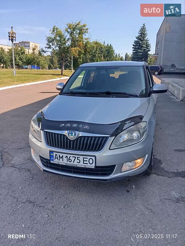 Універсал Skoda Fabia 2012 в Рівному