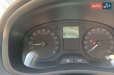 Хетчбек Skoda Fabia 2012 в Харкові