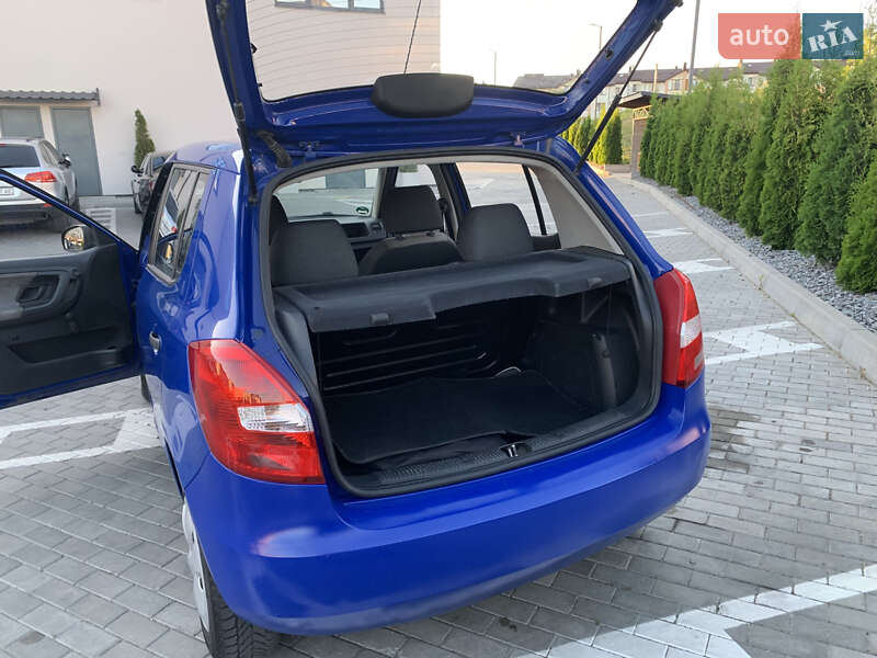 Хетчбек Skoda Fabia 2009 в Рівному