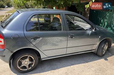 Хэтчбек Skoda Fabia 2004 в 